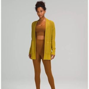 Cashlu Sweater Wrap xs/s in Auric Gold. NWT